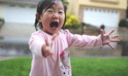 可爱小女孩爆料视频,可爱小女孩爆料视频幕后趣事