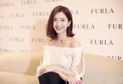 两人爆料娱乐圈女星小说,揭秘两位女星背后的秘密与纠葛